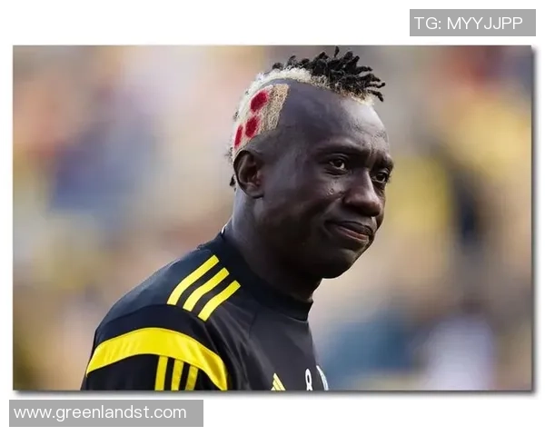 足球球星女友发型大解析 从经典到潮流引领时尚风潮